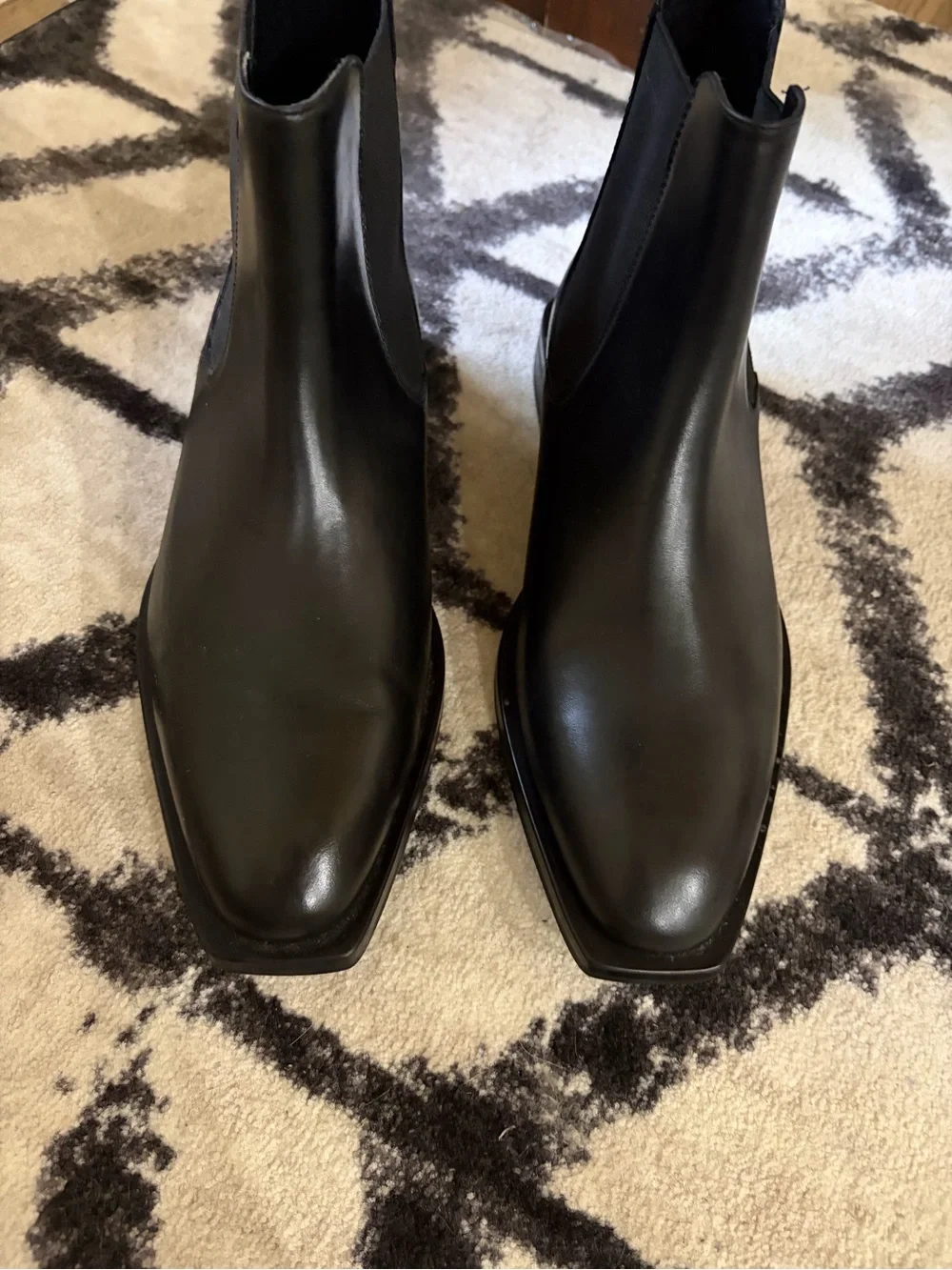 Zara Black Leather Chukka Boots